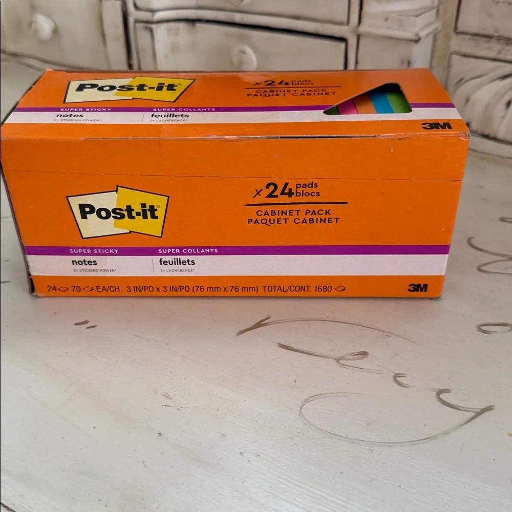 New Box of 24 Pad Super Sticky Post It Notes